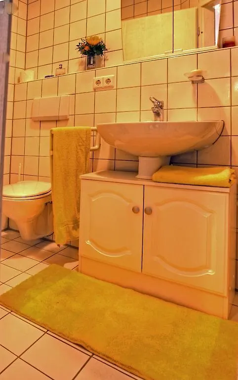 Apartment Am Grossen Garten דרזדן 0*,
